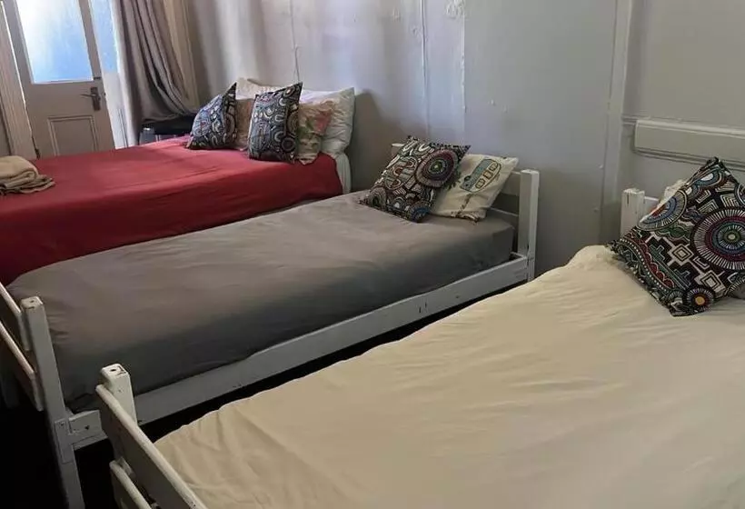 בית מלון כפרי Kimberly Backpacker