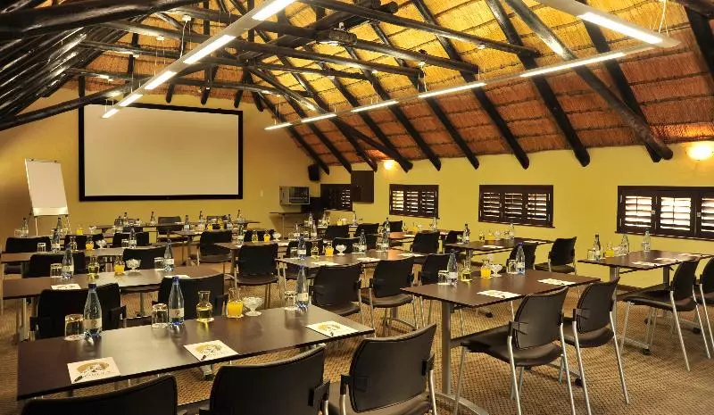 Отель Mabula Game Lodge