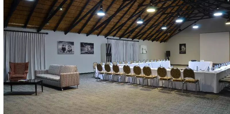 Отель Mabula Game Lodge