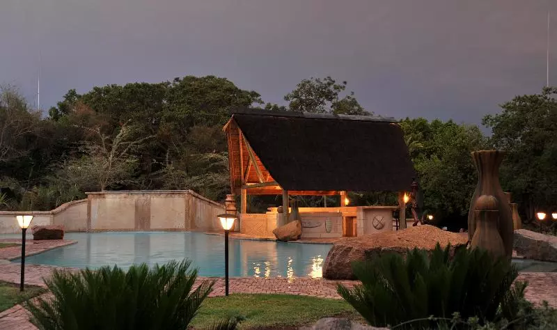 Отель Mabula Game Lodge