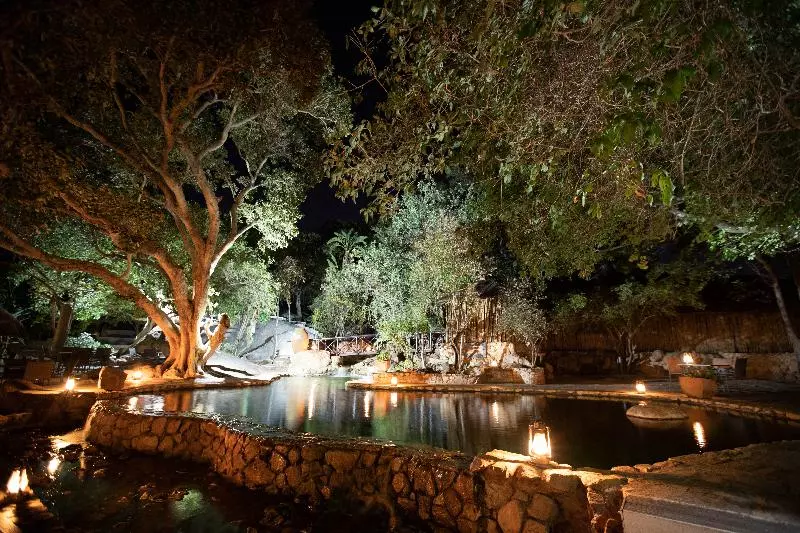 Отель Mabula Game Lodge