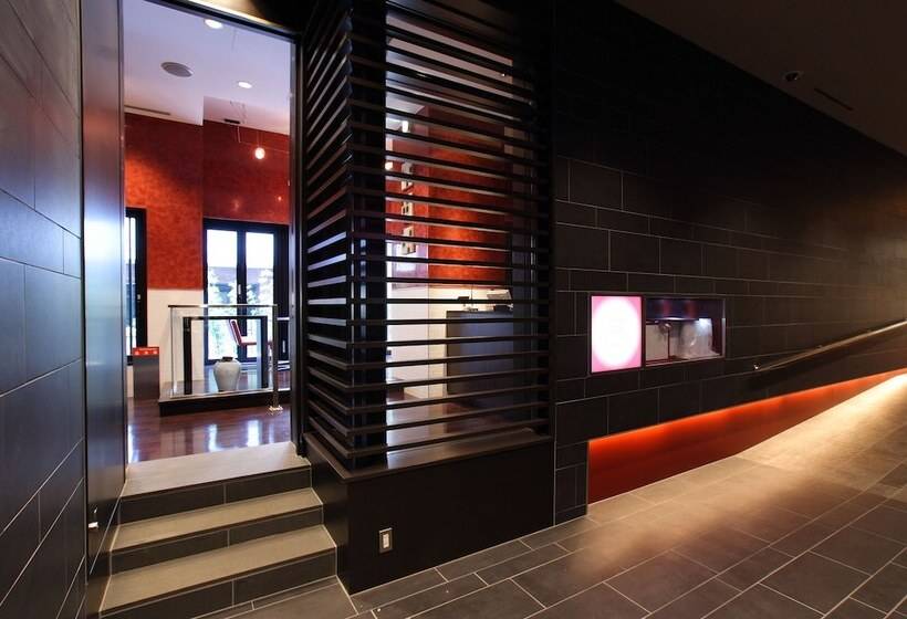 בית מלון כפרי Monterey Hanzomon