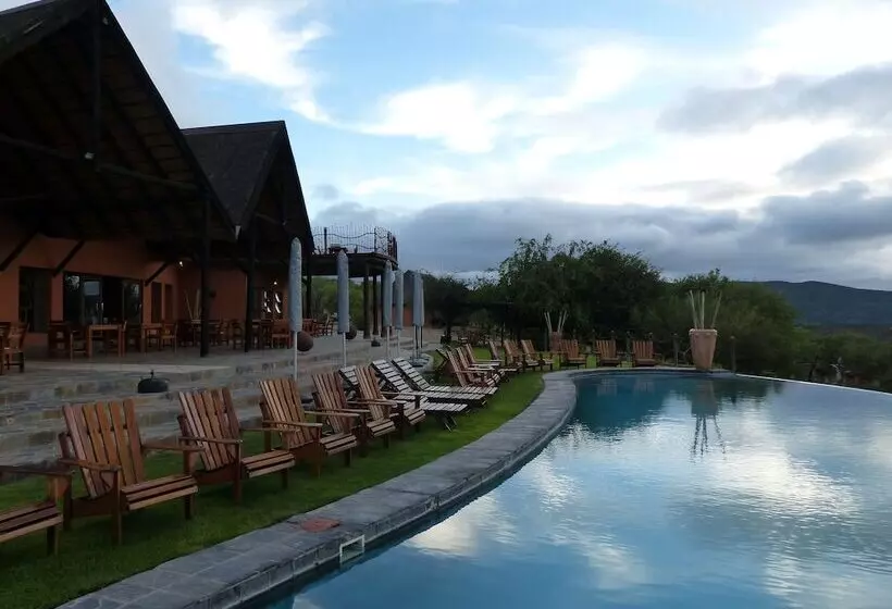 Hotel Opuwo Country Lodge