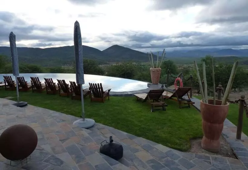 Hotel Opuwo Country Lodge