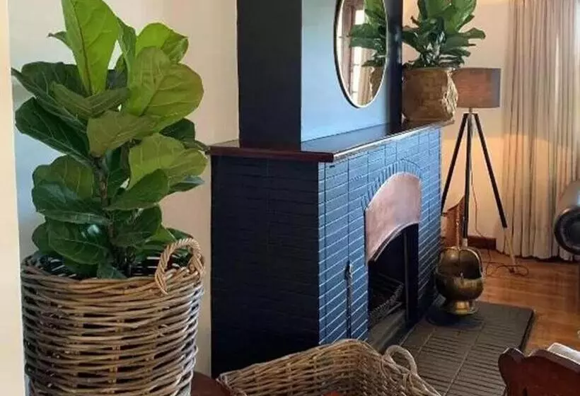 Отель Somerset Guest Lodge   Western Cape