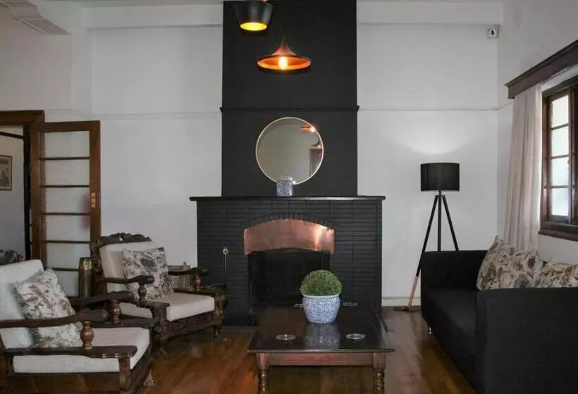 Отель Somerset Guest Lodge   Western Cape