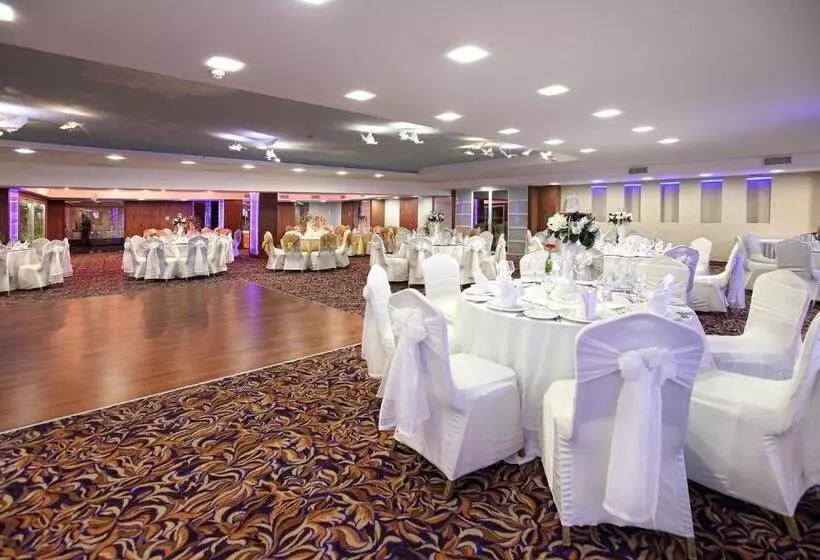 هتل Surmeli Adana