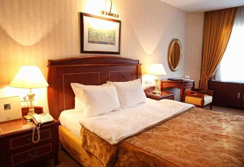 هتل Surmeli Adana