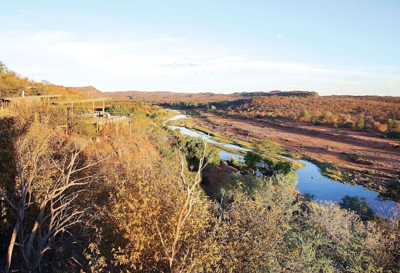 Hotel The Outpost & Pel S Post