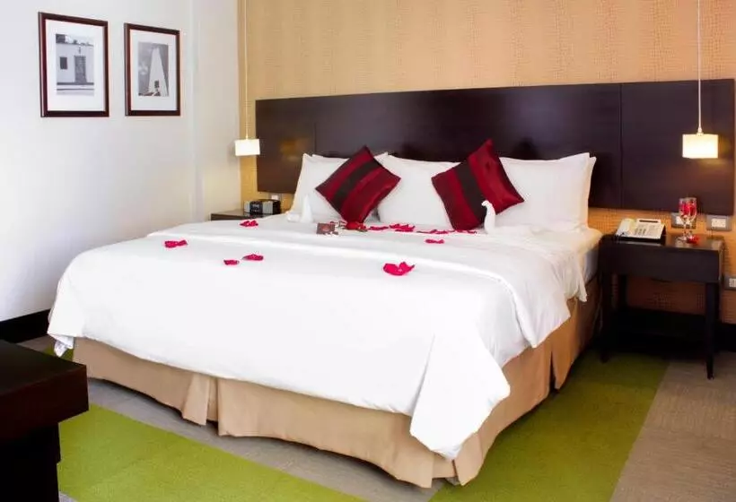 호텔 Trinitarias Suites