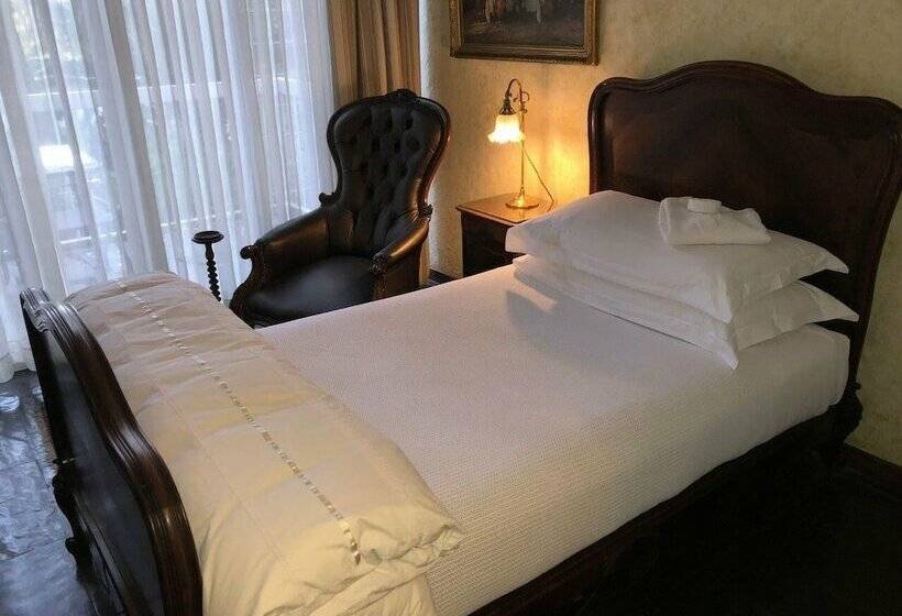 호텔 Whistletree Manor Boutique