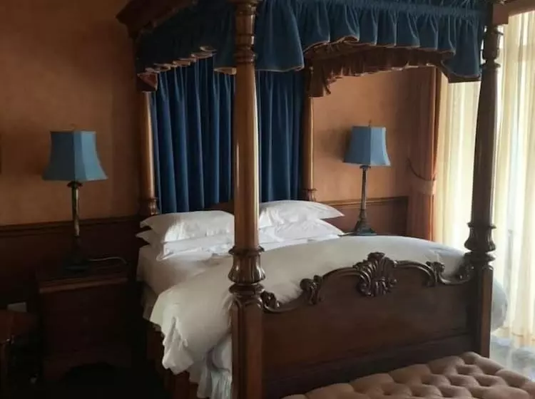 בית מלון כפרי Whistletree Manor Boutique