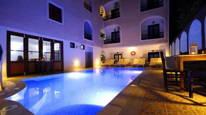 Anny Studios & Rooms Perissa Beach