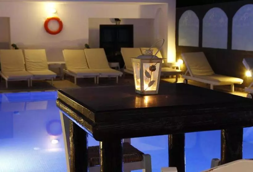 Anny Studios & Rooms Perissa Beach