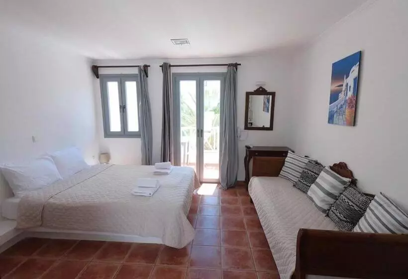 Anny Studios & Rooms Perissa Beach