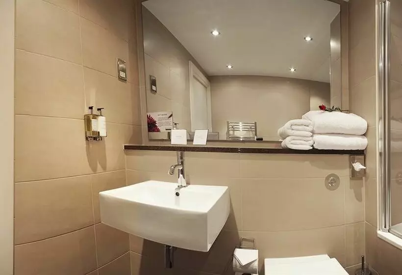 Blue Rainbow Aparthotel Manchester