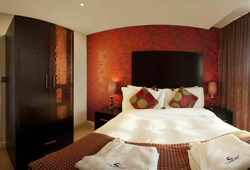 Blue Rainbow Aparthotel Manchester