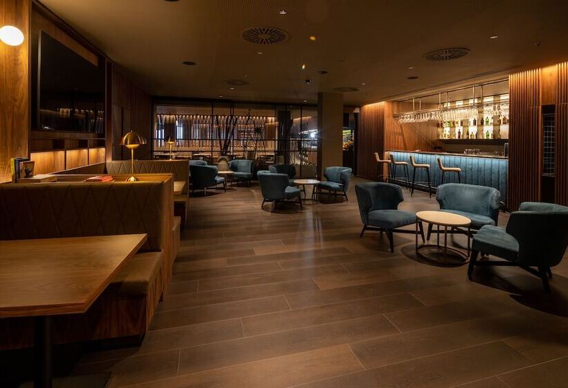 酒店 Bah Barcelona Airport