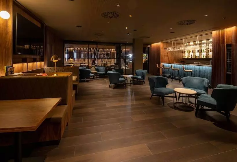 בית מלון כפרי Bah Barcelona Airport