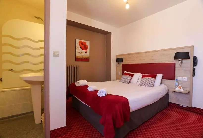 Brit Hotel Bleu Nuit