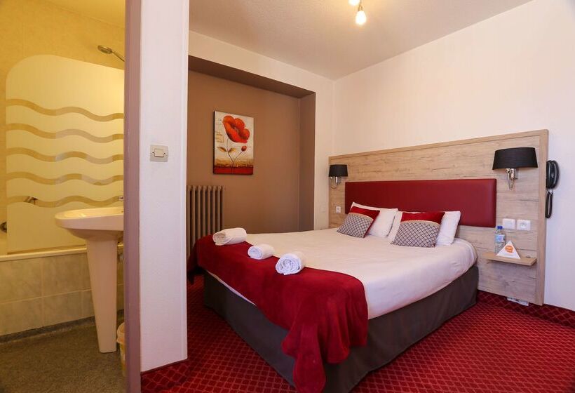 Brit Hotel Bleu Nuit