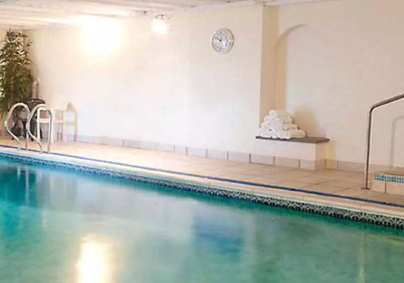 בית מלון כפרי Damson Dene