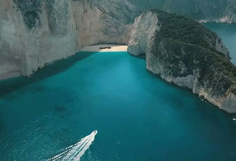 هتل Herodotos Studios