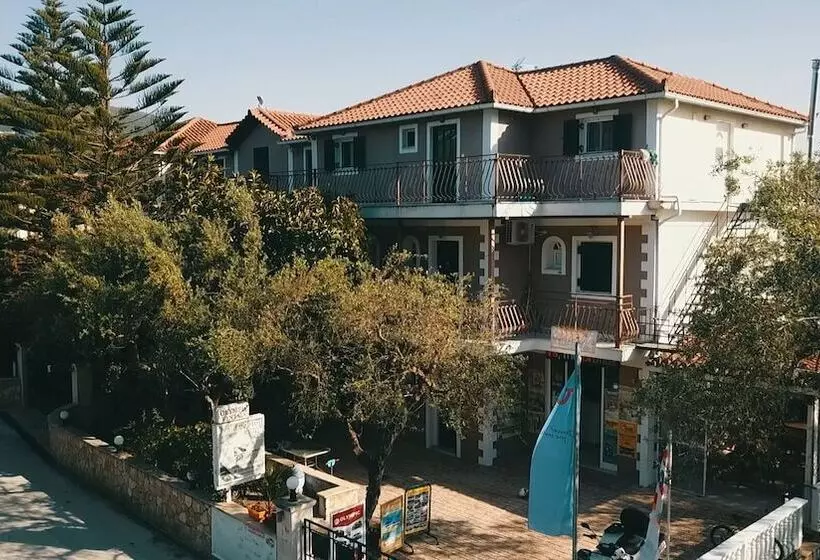 هتل Herodotos Studios