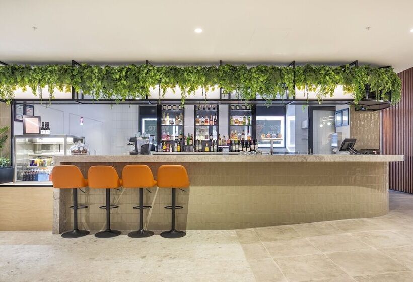 Hotel Holiday Inn Dandenong, An Ihg