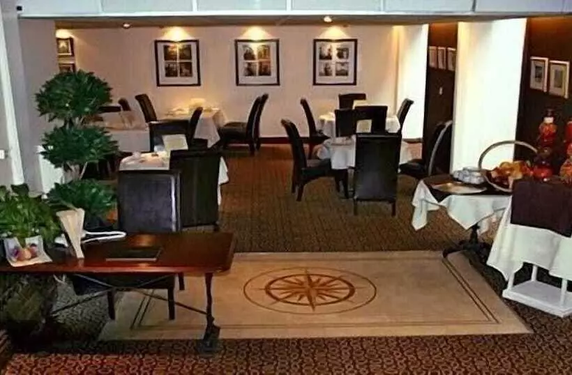 בית מלון כפרי Inn On The Prom At The Fernlea