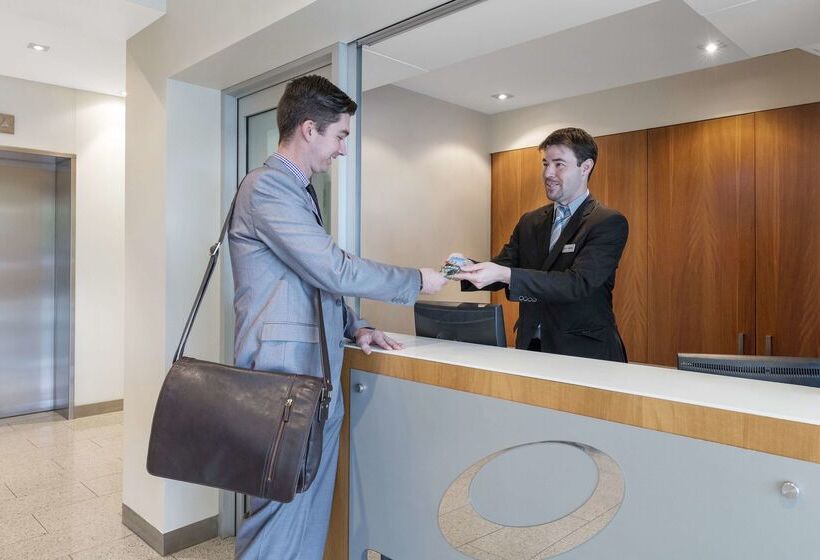 Hotel Oaks Glenelg Liberty Suites