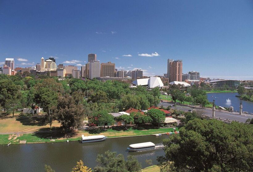 Hotel Oaks Glenelg Liberty Suites