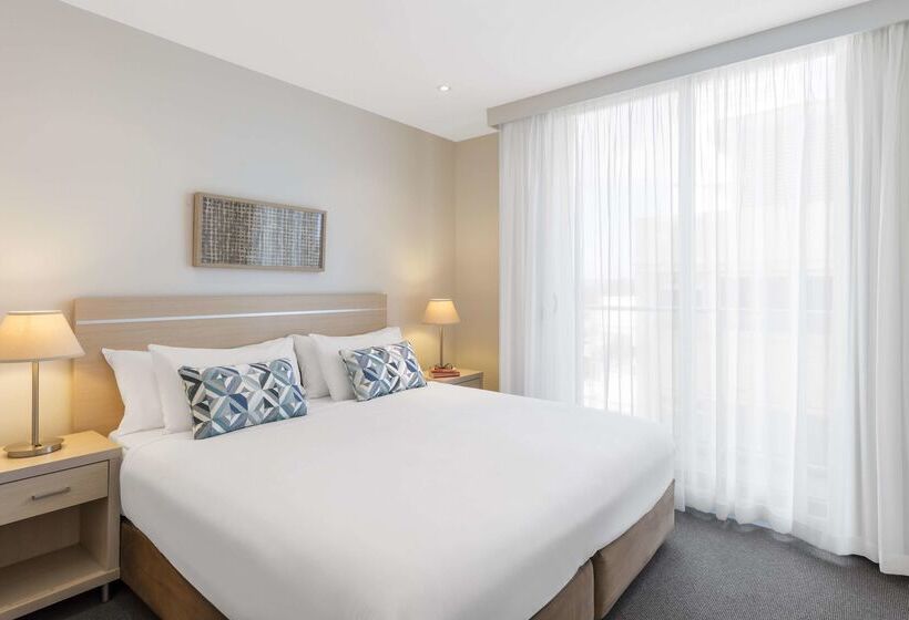 Hotel Oaks Glenelg Liberty Suites