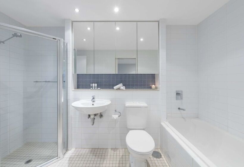 Hotel Oaks Glenelg Liberty Suites