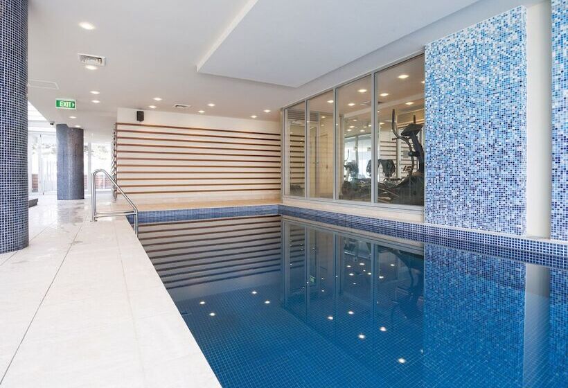 Hotel Oaks Glenelg Liberty Suites