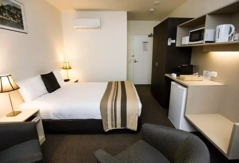 Отель Shoreline