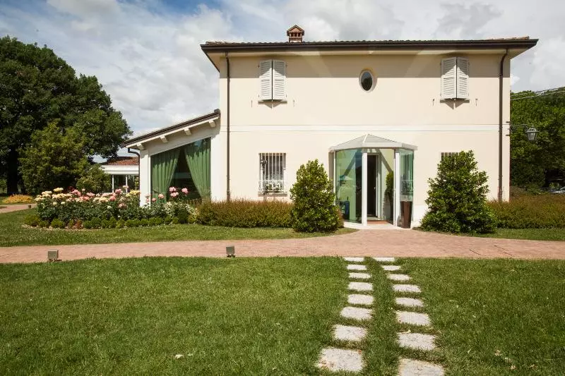 Отель Villa Abbondanzi Resort