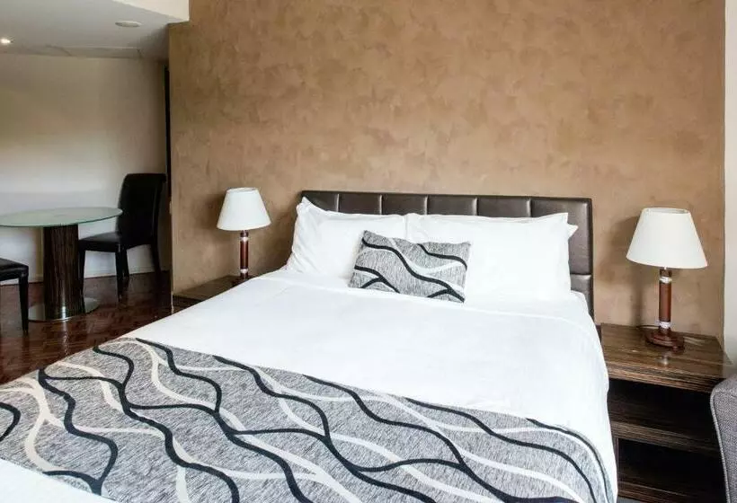 Seasons Darling Harbour Sydney Apartments