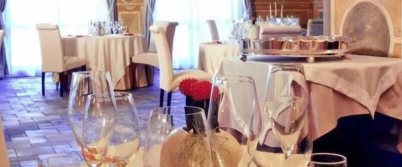 ホテル Albergo Venturelli