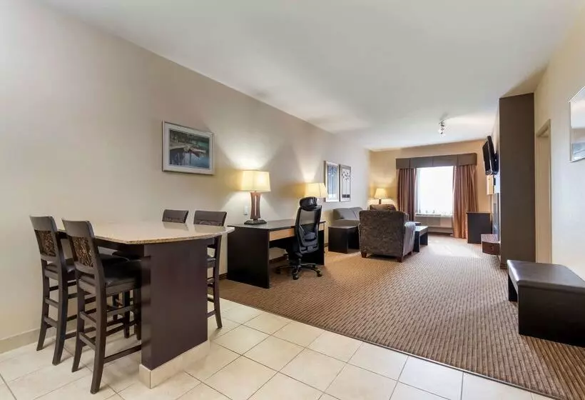 酒店 Best Western Cold Lake Inn