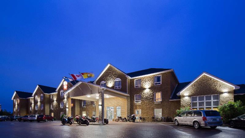 هتل Best Western Plus Moncton
