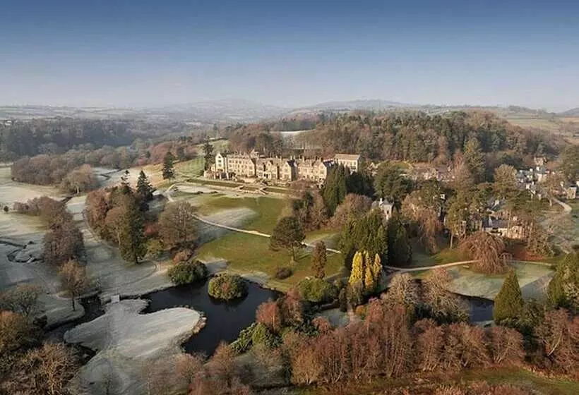 호텔 Bovey Castle