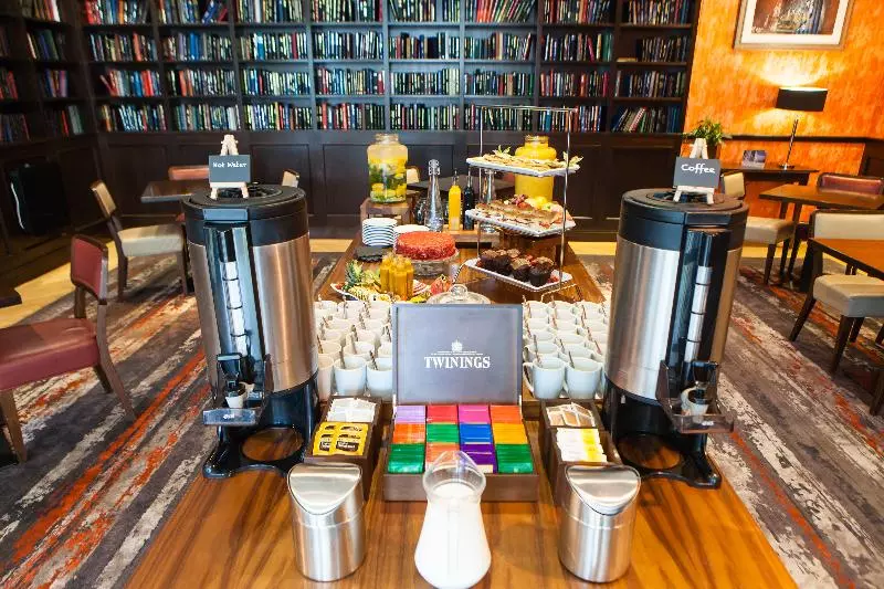 Clayton Hotel, Leeds