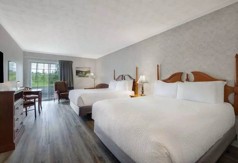 בית מלון כפרי Days Inn By Wyndham Edmundston