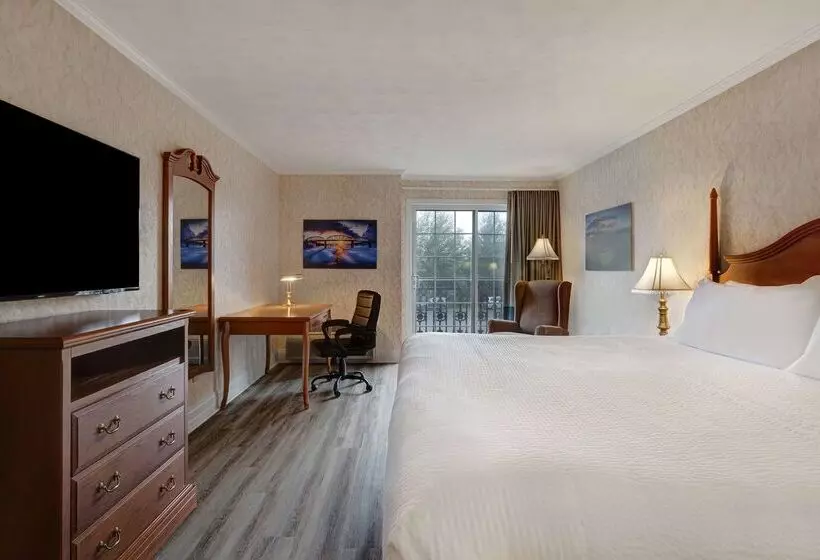 בית מלון כפרי Days Inn By Wyndham Edmundston