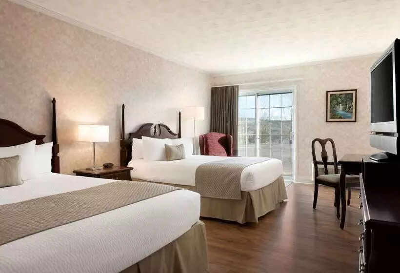 בית מלון כפרי Days Inn By Wyndham Edmundston