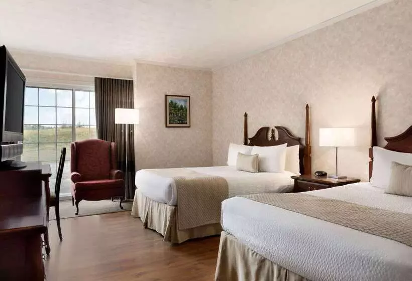 בית מלון כפרי Days Inn By Wyndham Edmundston