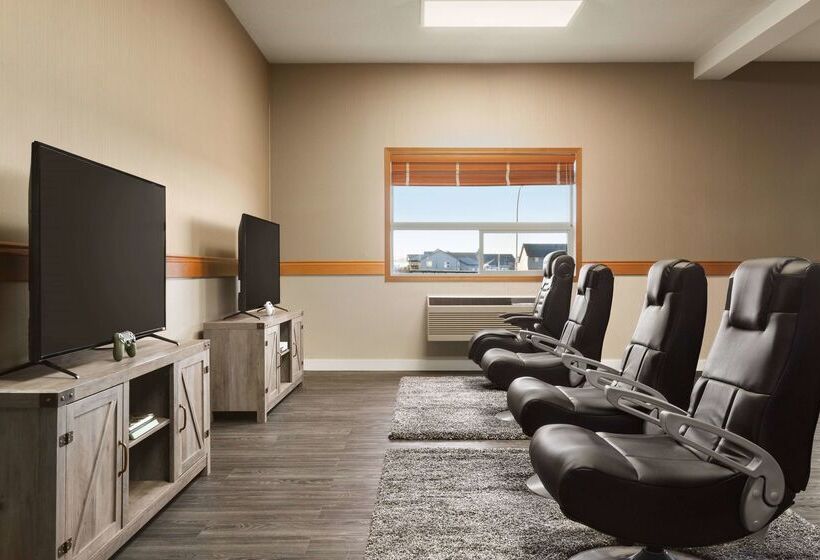 Szálloda Days Inn & Suites By Wyndham Brooks