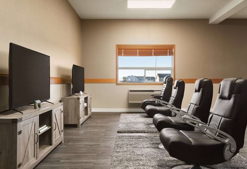 Szálloda Days Inn & Suites By Wyndham Brooks