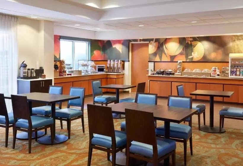 هتل Fairfield Inn & Suites By Marriott Toronto Brampton